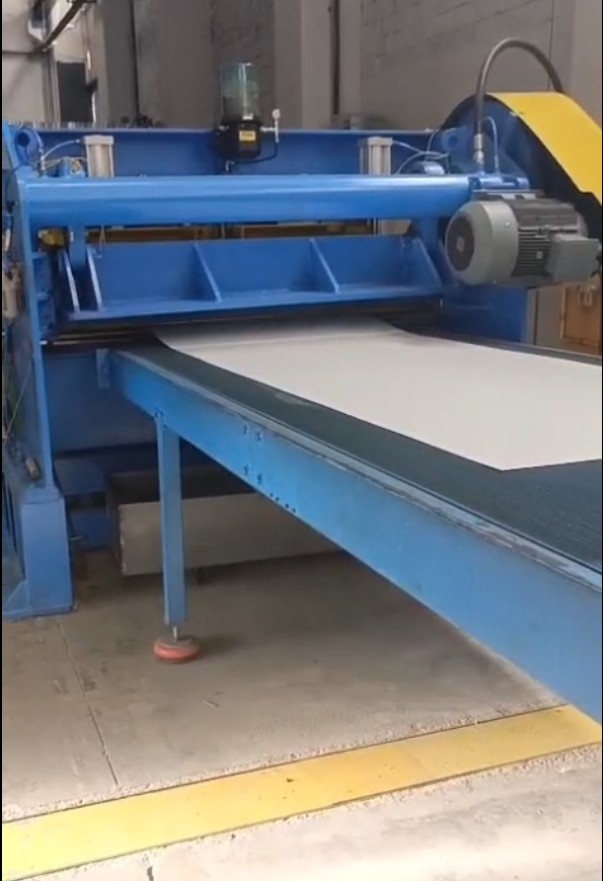 0.3mmx3mmx1600 HIZLI HAVA KAVRAMALI MAKAS